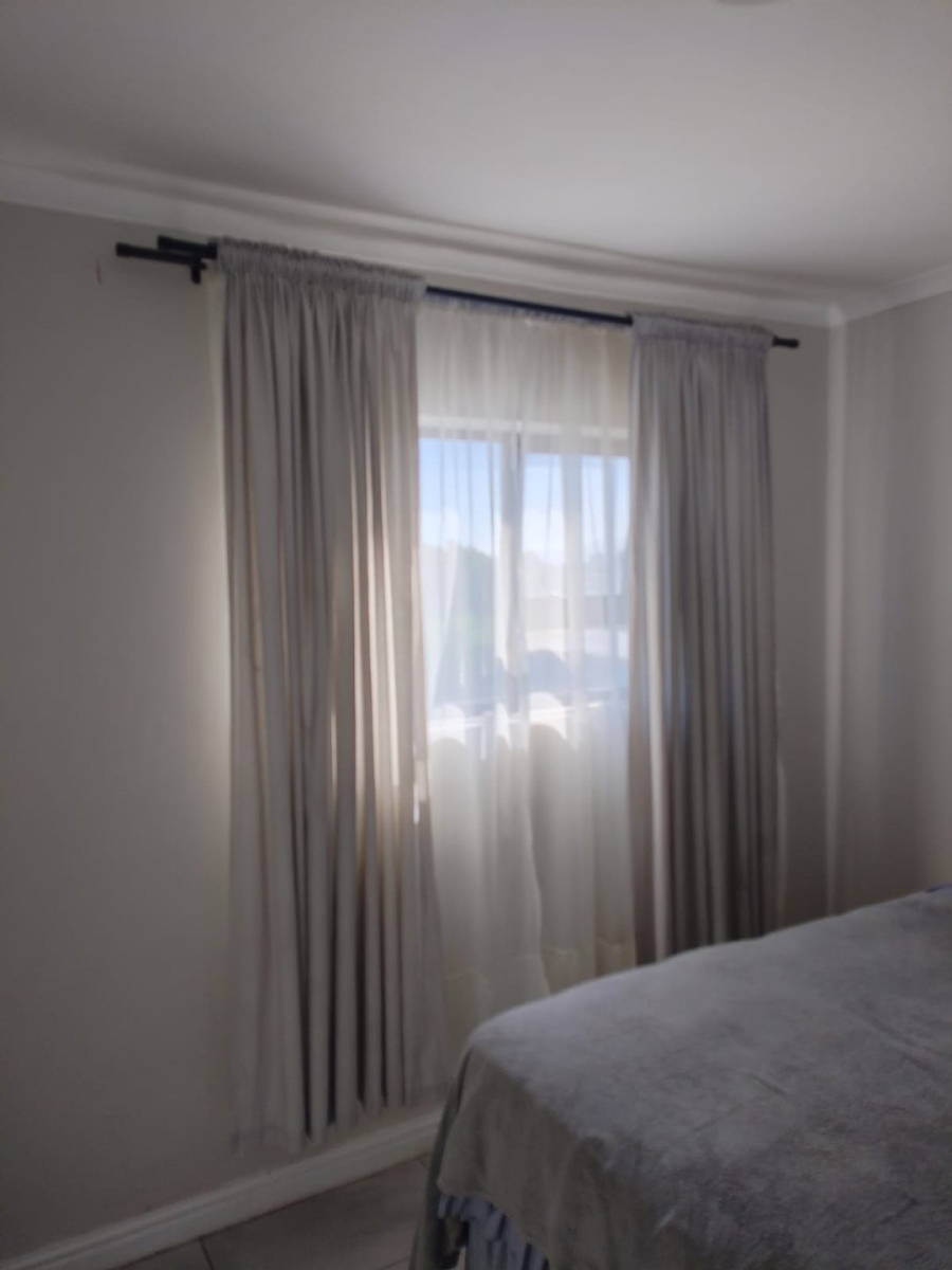 3 Bedroom Property for Sale in Eersterivier South Western Cape